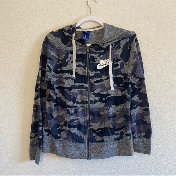 Nike Jackets \u0026 Coats | Nike | Blue Camo Print Light Weight Jacket M | Color: Blue/Gray | Size: M | Curatedbykenzie's Closet